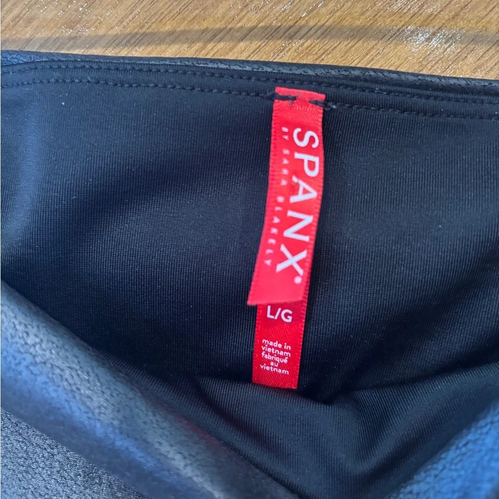 SPANX Faux Leather Black Leggings - Picture 4 of 6